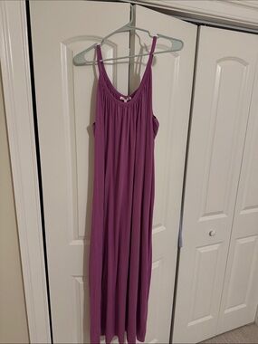 Sundry Sleeveless Maxi in Magenta